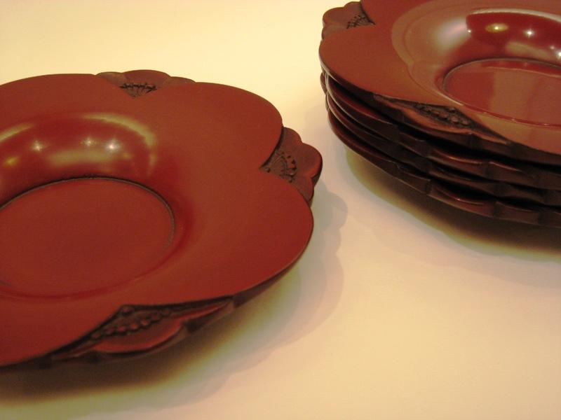 Cup saucer(13.5cm) / plum shape