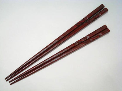 Chopstick / ribbon